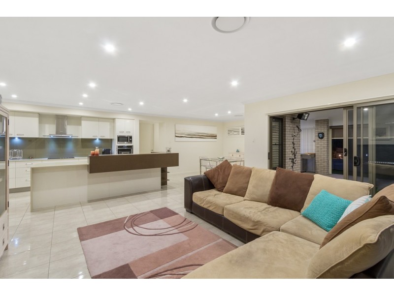 14 Lennox Circuit, Pottsville NSW 2489