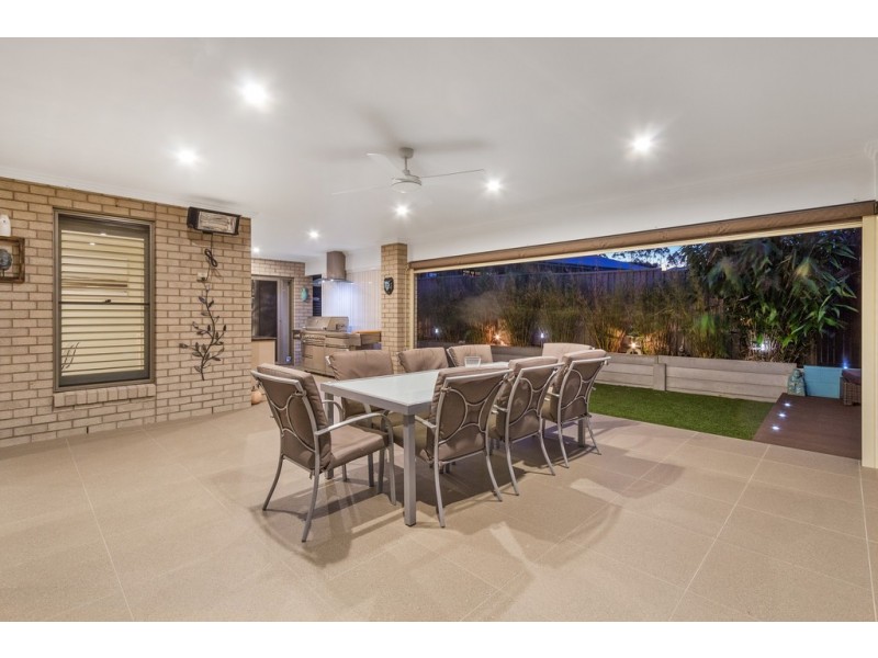 14 Lennox Circuit, Pottsville NSW 2489
