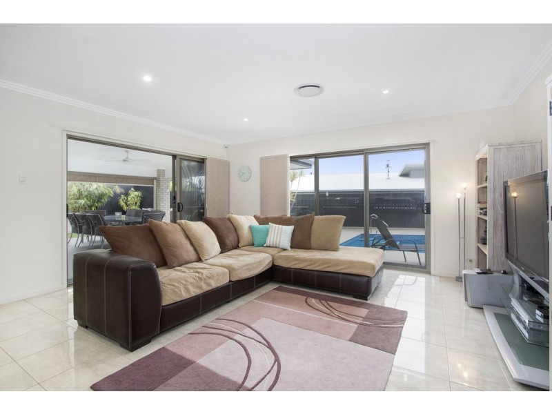 14 Lennox Circuit, Pottsville NSW 2489