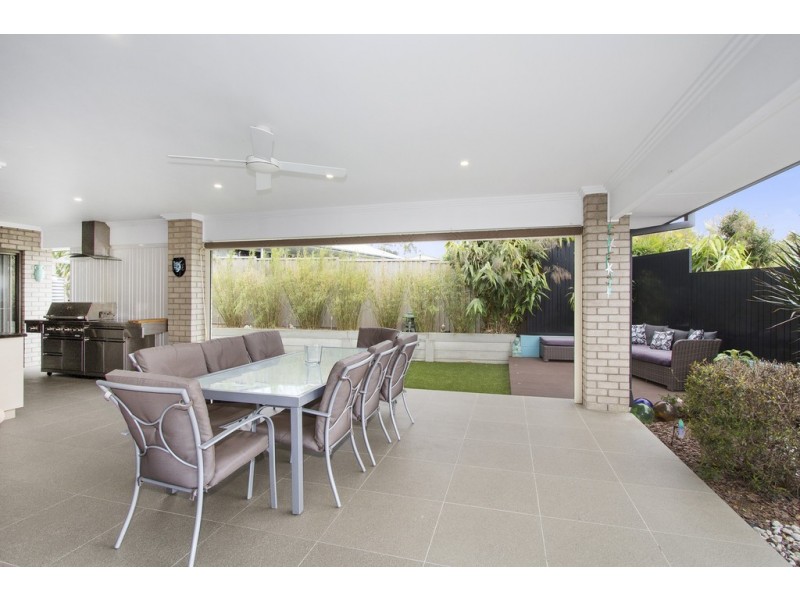 14 Lennox Circuit, Pottsville NSW 2489