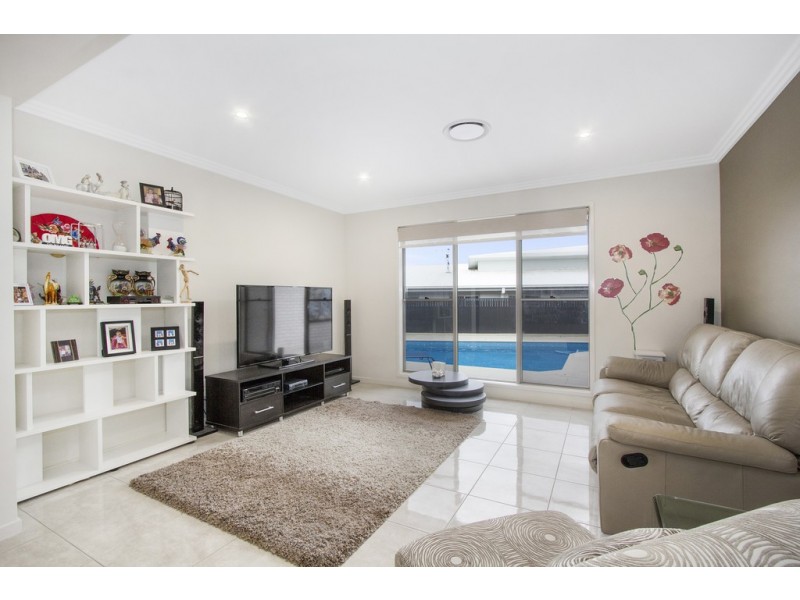 14 Lennox Circuit, Pottsville NSW 2489