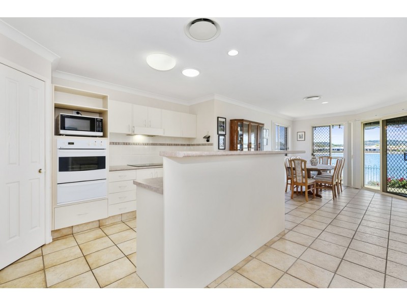 20 Kimberley Circuit, Banora Point NSW 2486