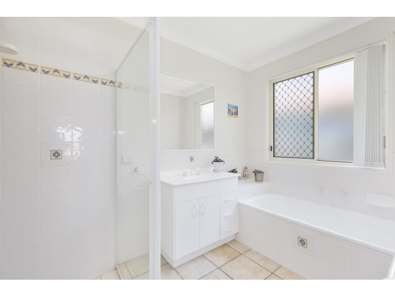 20 Kimberley Circuit, Banora Point NSW 2486