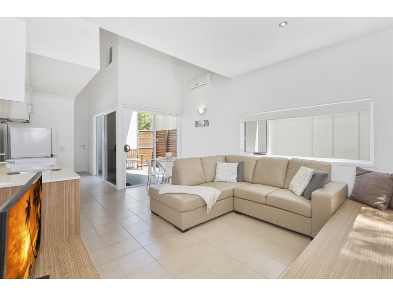 2 / 603-615 Casuarina Way, Casuarina NSW 2487