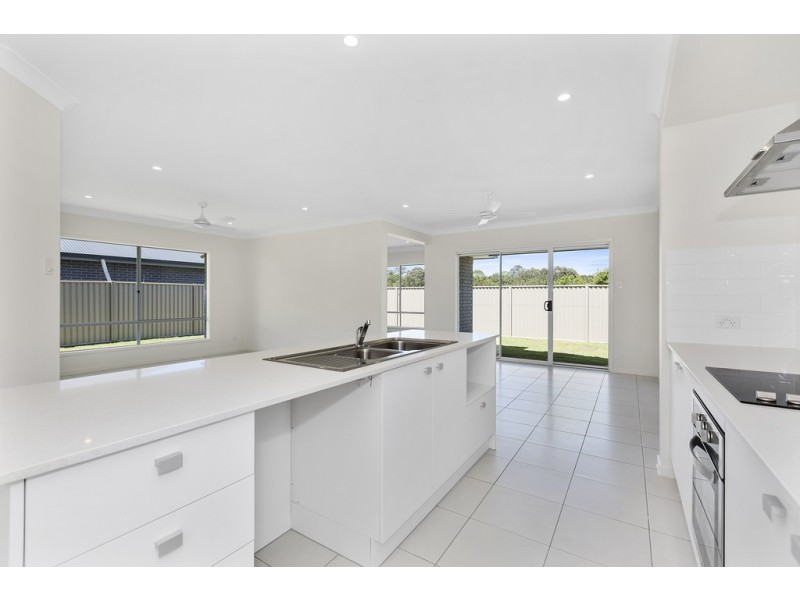 2 Toormina Court, Pottsville NSW 2489