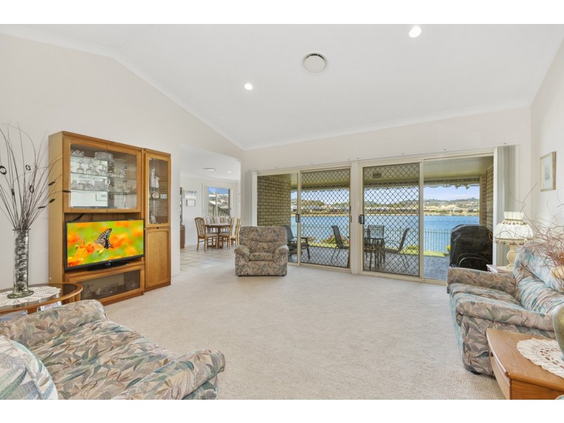20 Kimberly Circuit, Banora Point NSW 2486