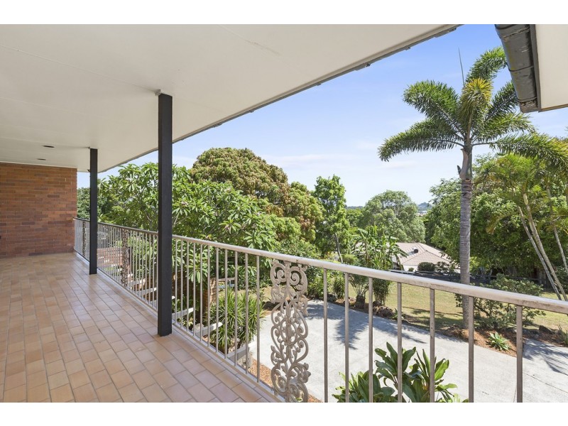 19 Widgee Avenue, Banora Point NSW 2486