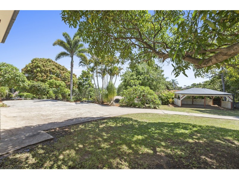 19 Widgee Avenue, Banora Point NSW 2486