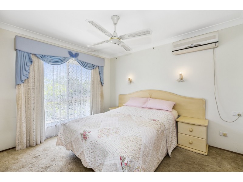 31 Amaroo Drive, Banora Point NSW 2486