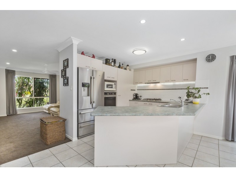 32 Merion Court, Banora Point NSW 2486