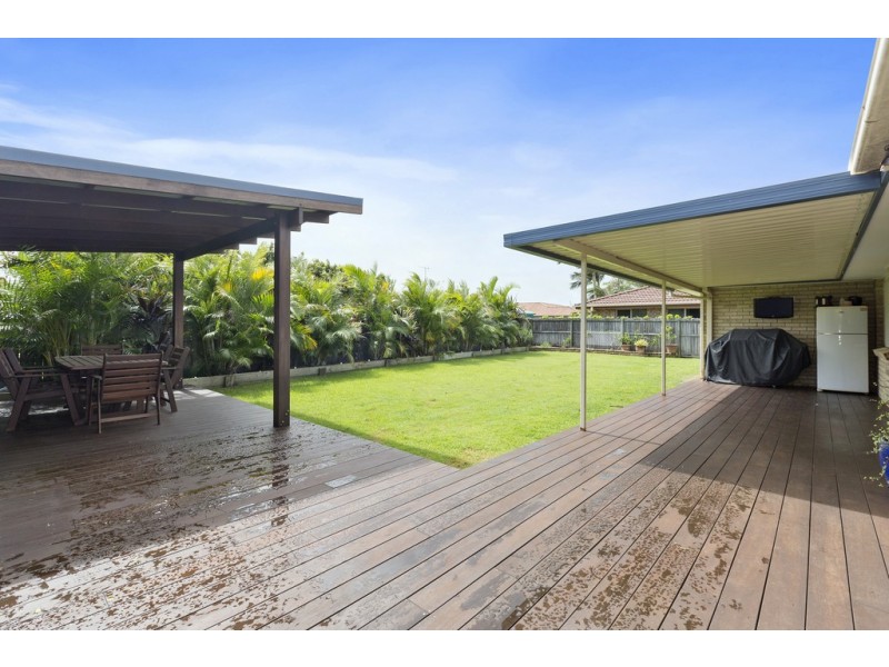 32 Merion Court, Banora Point NSW 2486