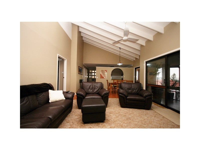 31 Laura Street, Banora Point NSW 2486