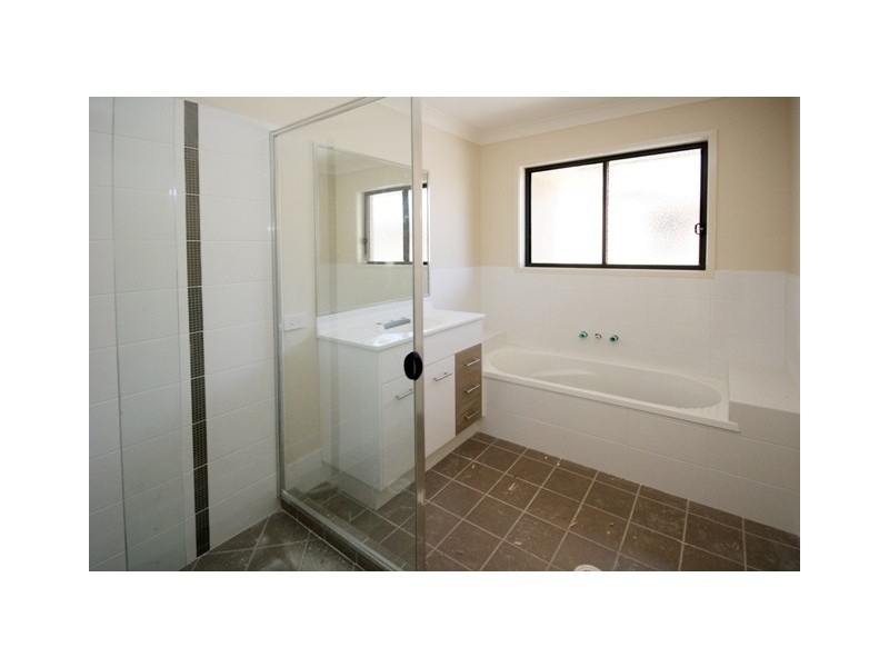 2 / 4 Nambucca Street, Pottsville NSW 2489