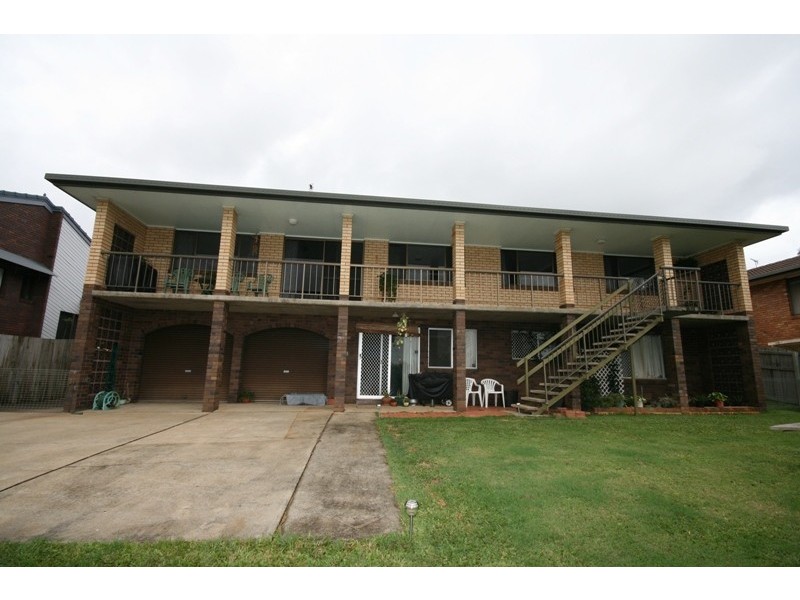 33B Anthony Ave, Banora Point NSW 2486