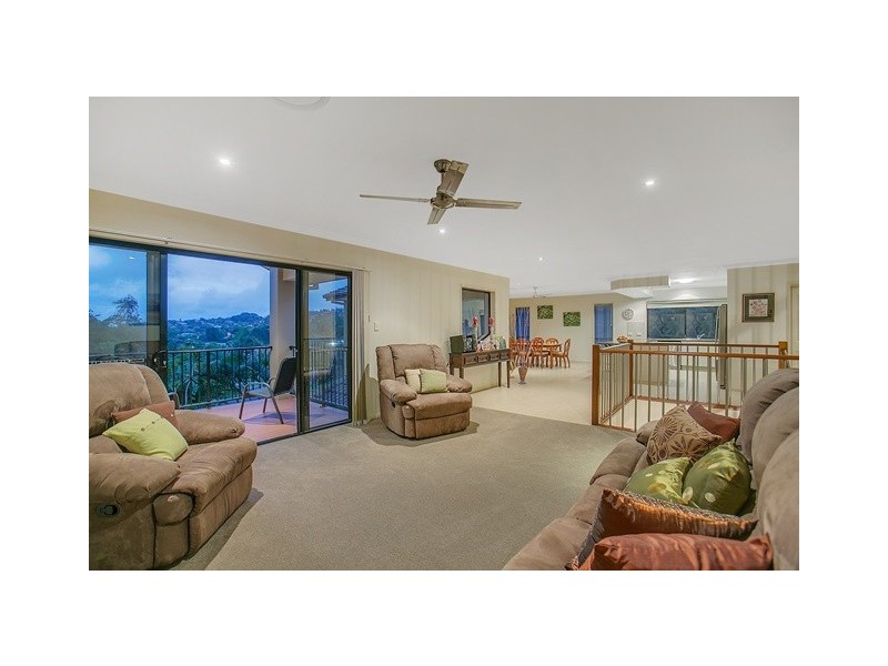 4 Dromara Court, Banora Point NSW 2486