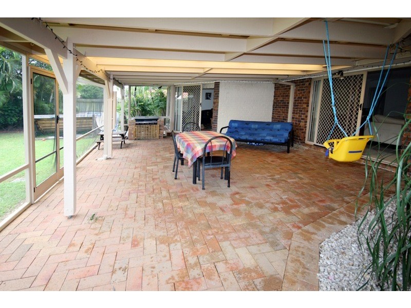 10 Casuarina Dr, Banora Point NSW 2486