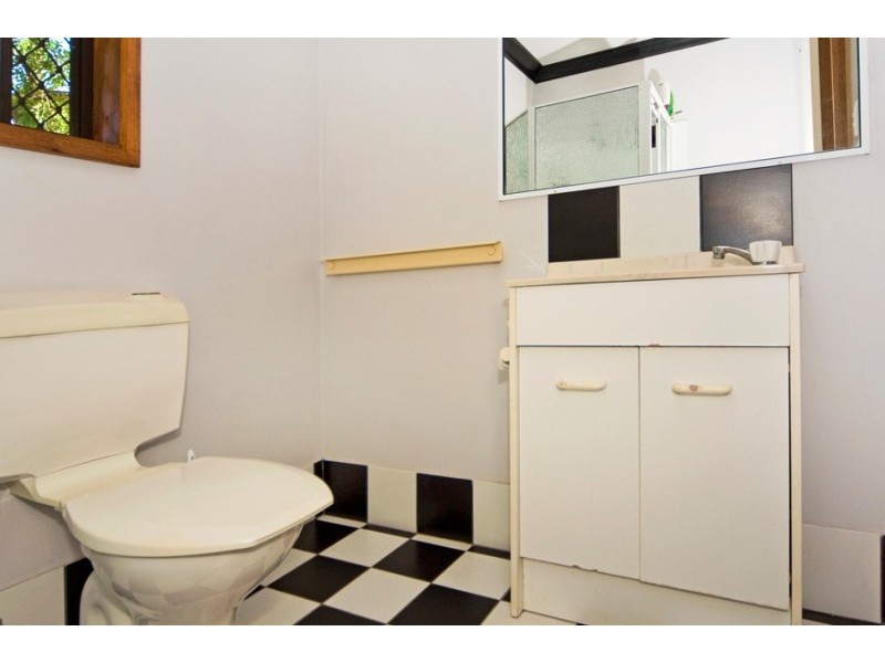 11 Hillcrest Ave, Tweed Heads South NSW 2486