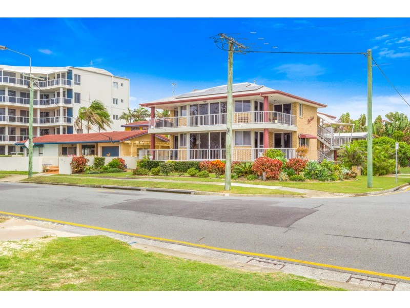 1/104 Pacific Parade, Bilinga QLD 4225