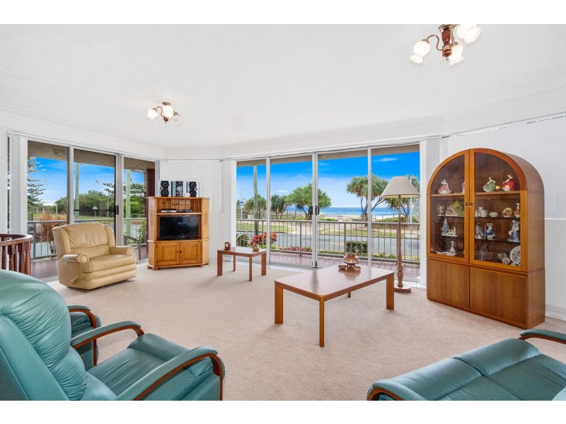 1/104 Pacific Parade, Bilinga QLD 4225