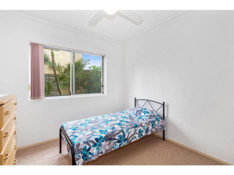 1/104 Pacific Parade, Bilinga QLD 4225