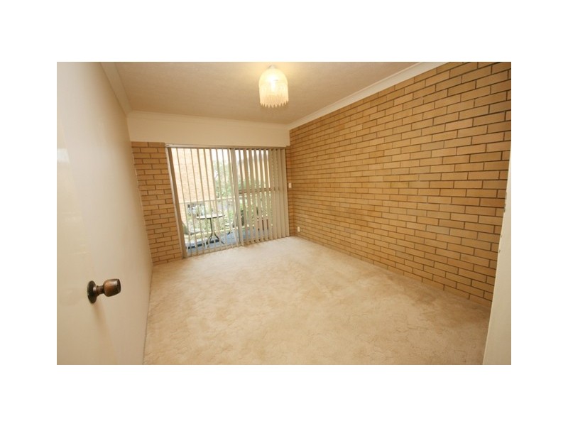 4 / 8 Frances St ‘Greenbank’, Tweed Heads NSW 2485