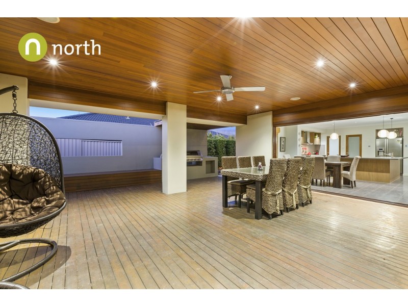 16 Lennox Circuit, Pottsville NSW 2489
