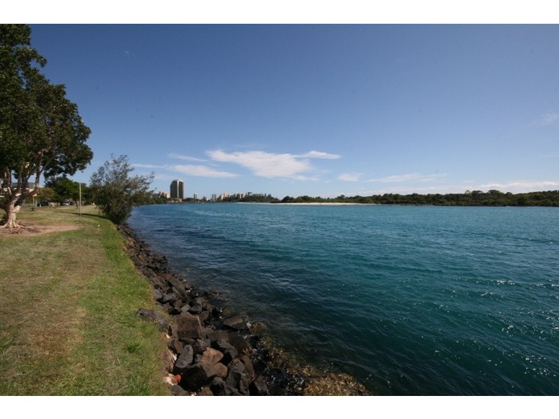 2 / 22 Keith Compton Drive, Tweed Heads NSW 2485