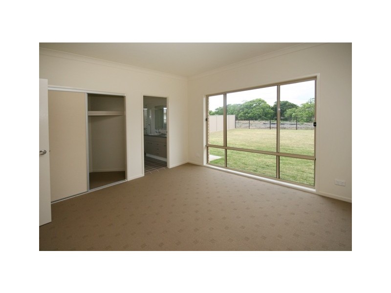 65 Lennox Cct, Pottsville NSW 2489