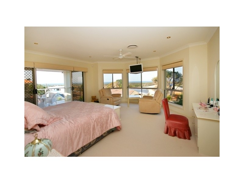 10a Peter St, Banora Point NSW 2486