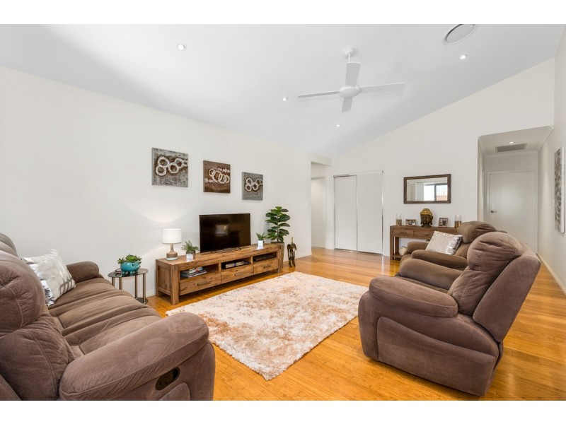 22 / 2 Barneys Point Road, Banora Point NSW 2486