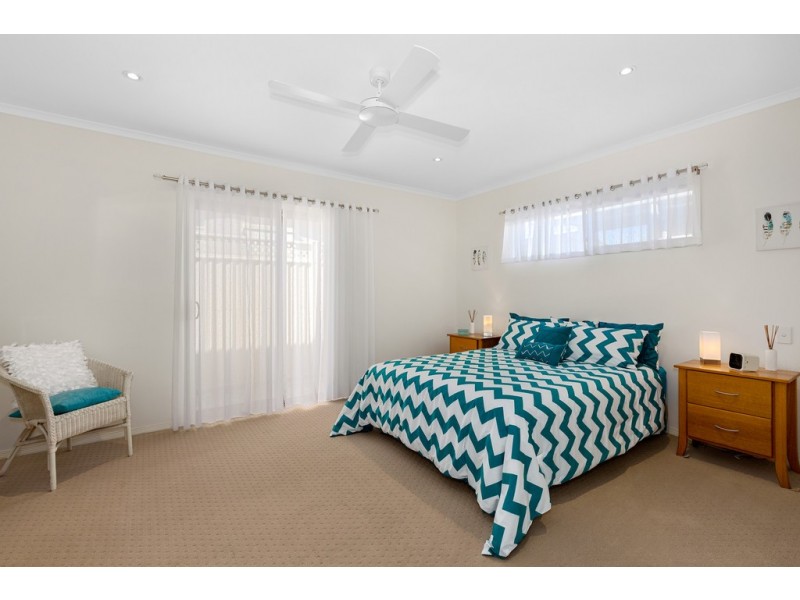 22 / 2 Barneys Point Road, Banora Point NSW 2486