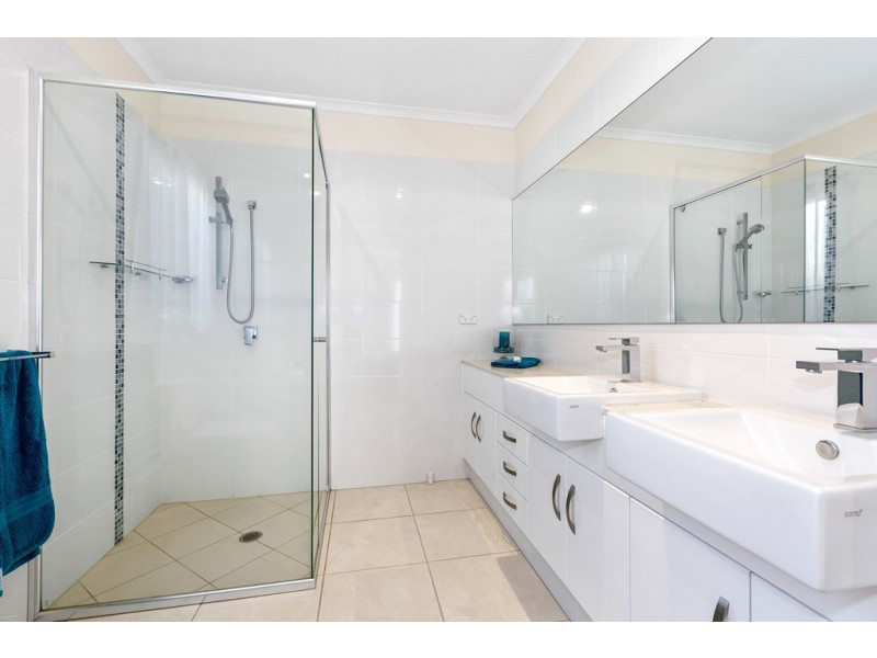 22 / 2 Barneys Point Road, Banora Point NSW 2486