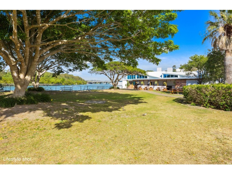 4 / 38 Phillips Lane, Tweed Heads NSW 2485