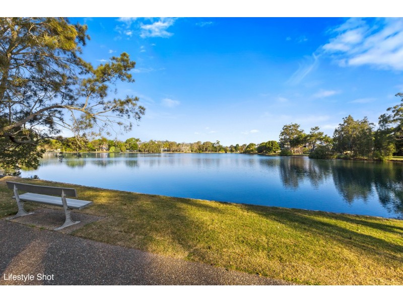 2 / 135 Laguna Avenue, Palm Beach QLD 4221