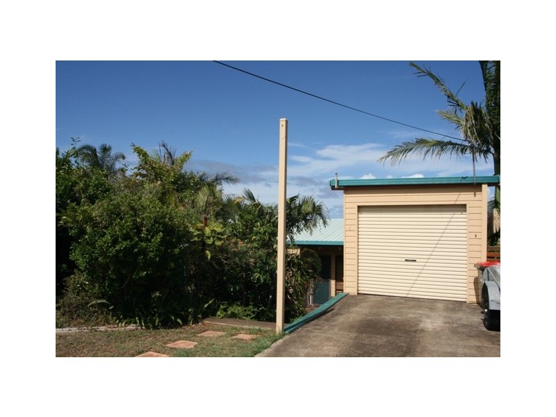 12 Allamanda Ave, Banora Point NSW 2486