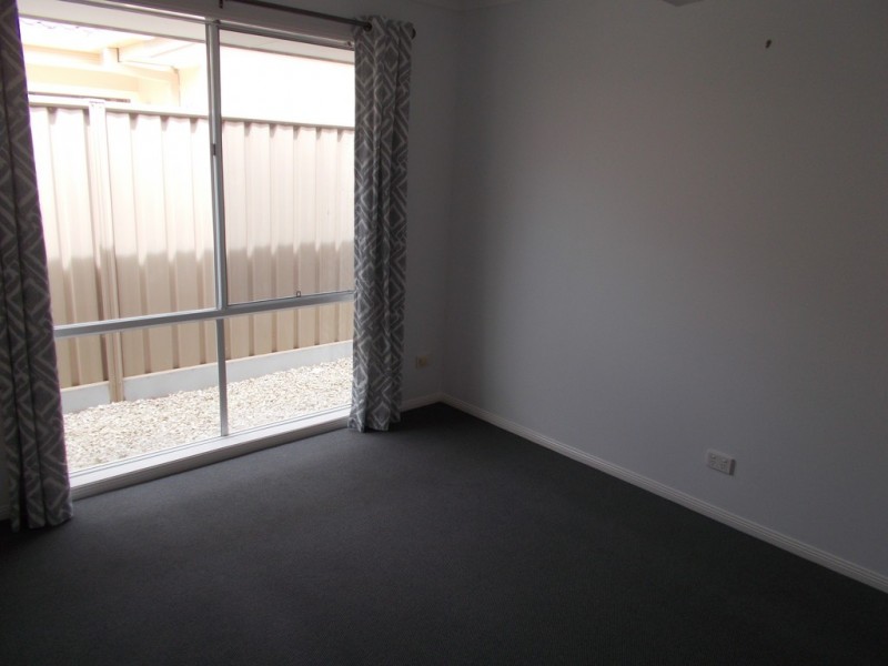 18 Foxhill, Banora Point NSW 2486