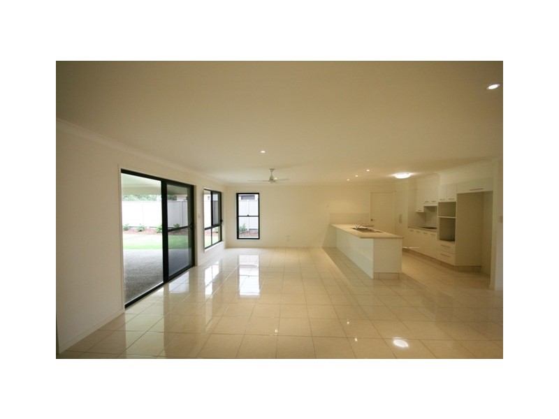 91 Botanical Cct, Banora Point NSW 2486