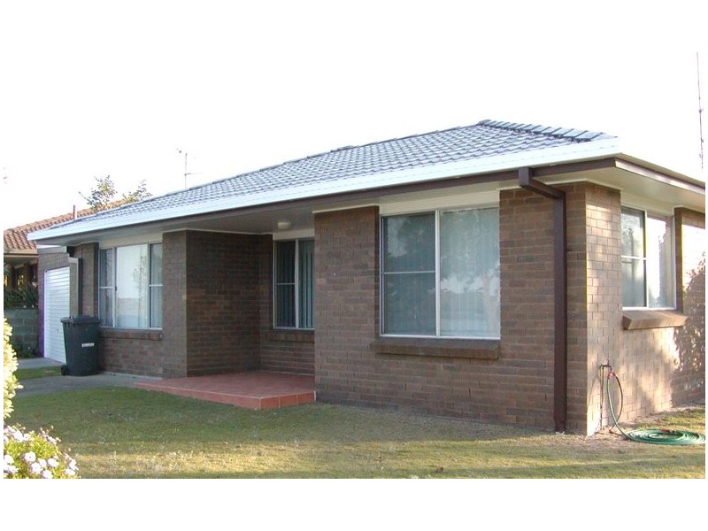 1 / 24  Keith Compton Dr, Tweed Heads NSW 2485