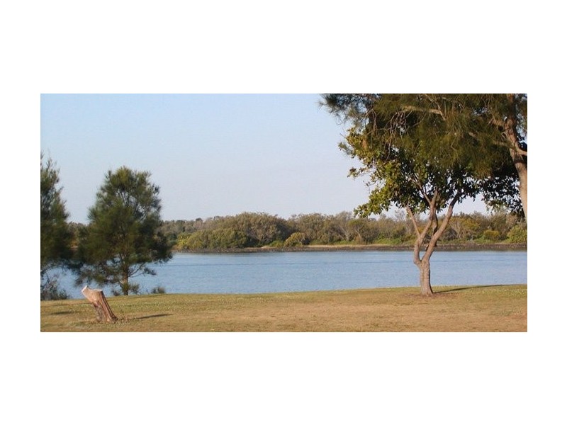 1 / 24  Keith Compton Dr, Tweed Heads NSW 2485