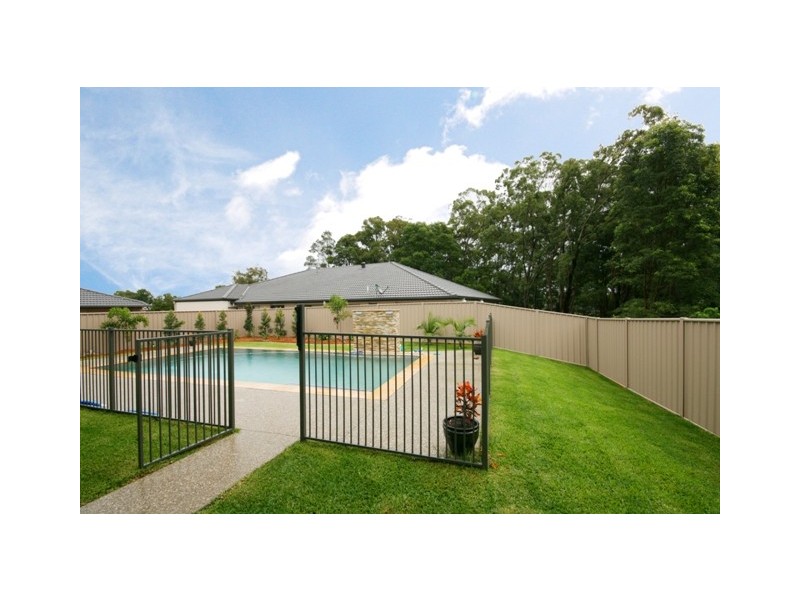 121 Botanical Cct, Banora Point NSW 2486