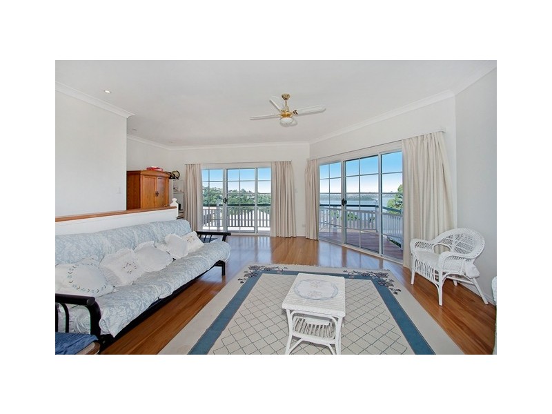 27 Sierra Vista Blvd, Bilambil Heights NSW 2486
