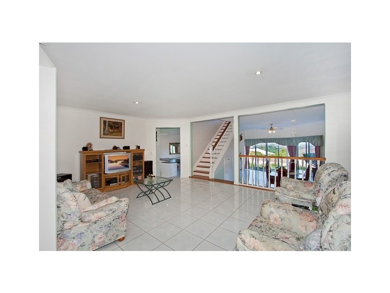 27 Sierra Vista Blvd, Bilambil Heights NSW 2486
