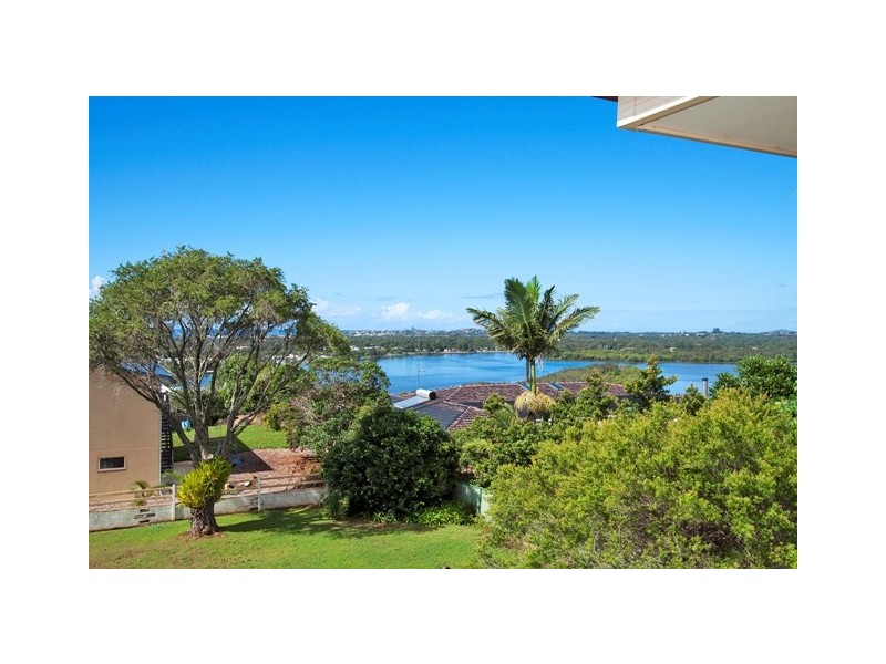 10a Peter St, Banora Point NSW 2486