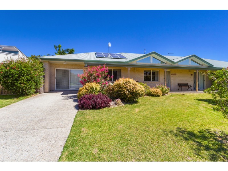 10 Tathra Street, Pottsville NSW 2489