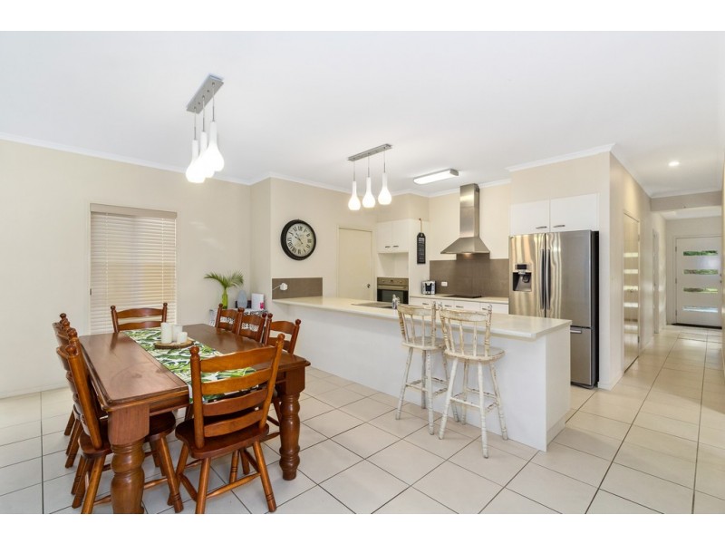 8 Sugar Glider Drive, Pottsville NSW 2489