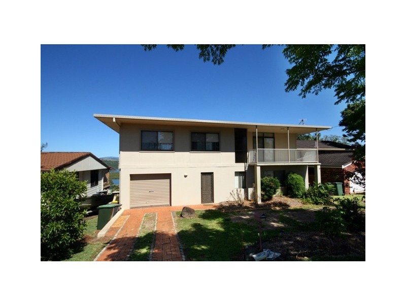 64 Hillcrest Ave, Tweed Heads South NSW 2486