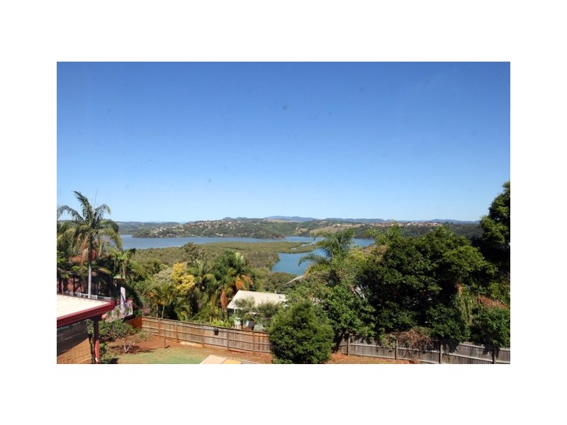 64 Hillcrest Ave, Tweed Heads South NSW 2486
