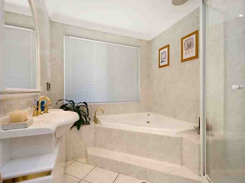 23 Plover Place, Tweed Heads West NSW 2485