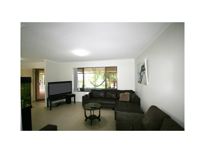 2 Marie St, Tweed Heads South NSW 2486