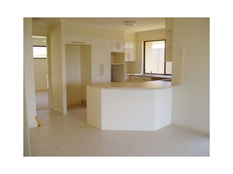 2 / 24 Lennox Cct, Pottsville NSW 2489